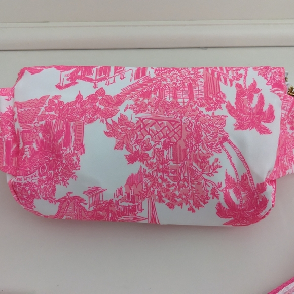 NWT! Lilly Pulitzer Torrey Belt Bag In Resort White PB Anniversary Toile A - Picture 11 of 16
